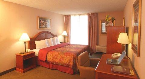 Portland-airport I-205 By Ihg