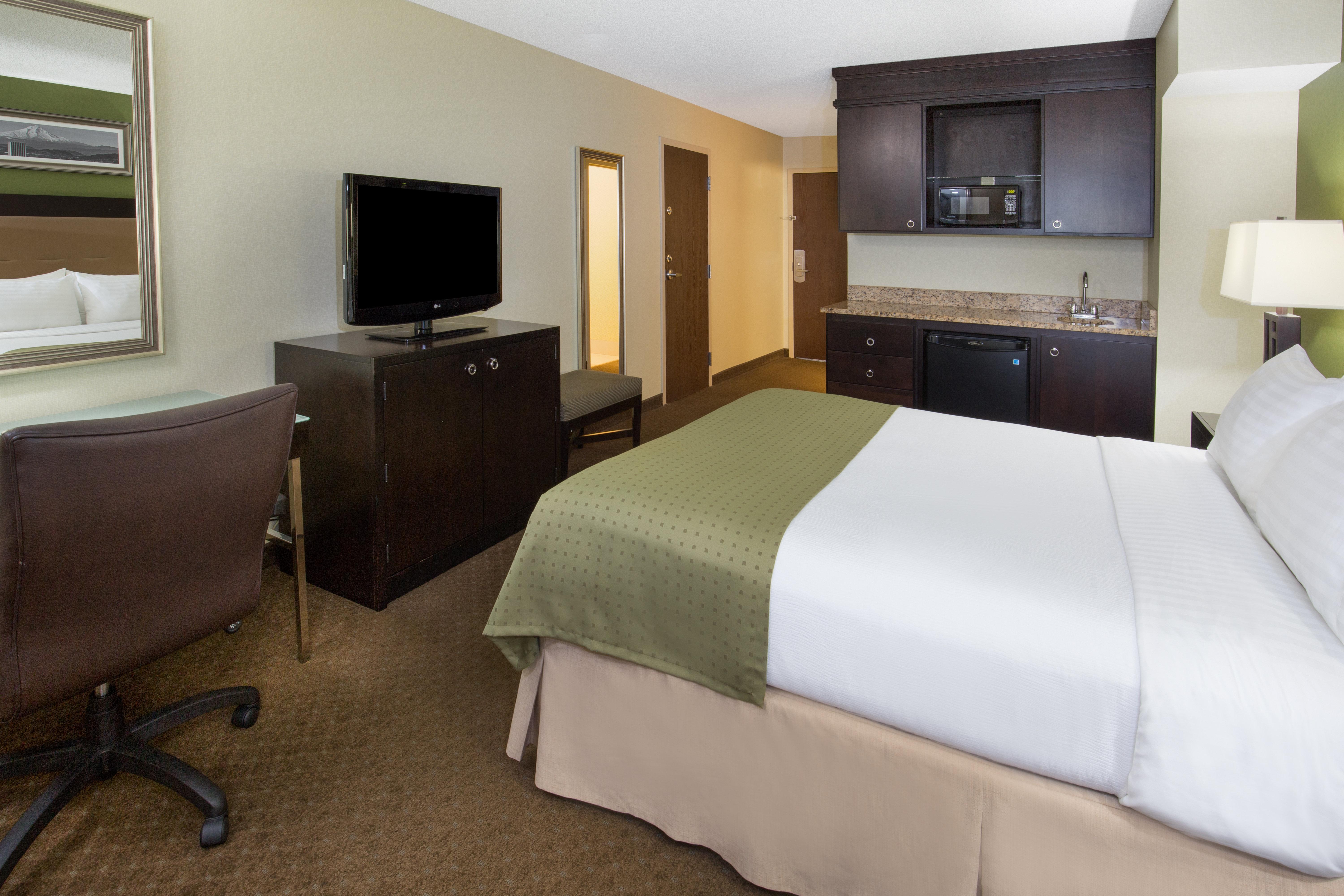 Portland-airport I-205 By Ihg